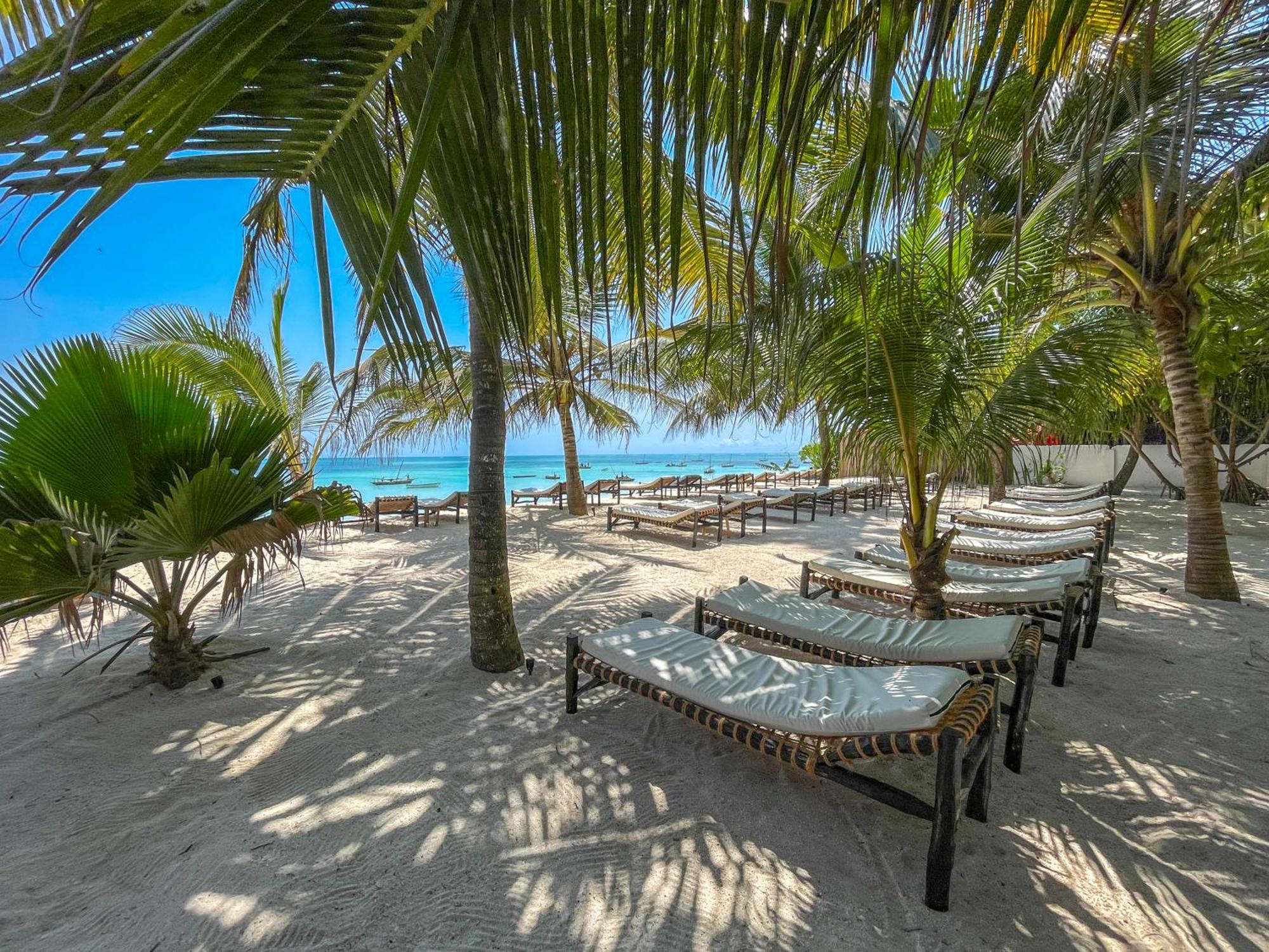 Kibanda Lodge And Beach Club Nungwi Kültér fotó